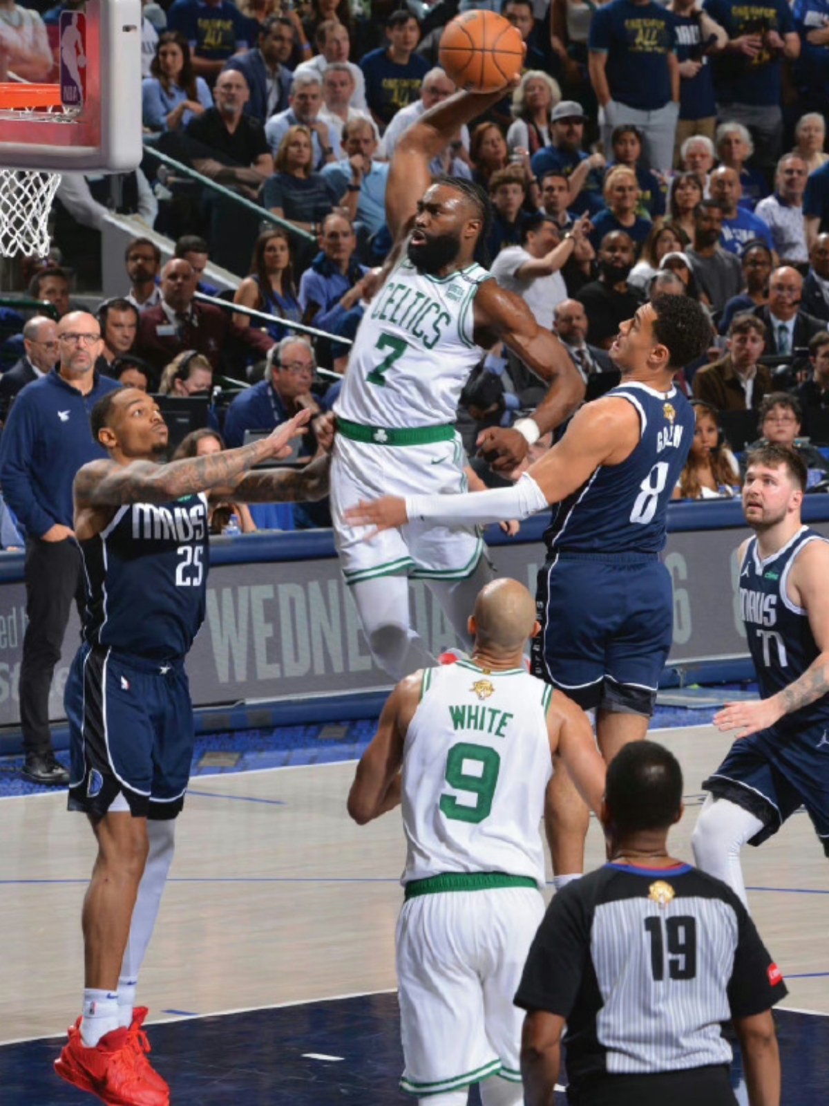 波士顿凯尔特人冲刺阶段完成体检，志在CBA常规赛名次提升，话题不断，身体对抗强度拉满的简单介绍-爱游戏平台