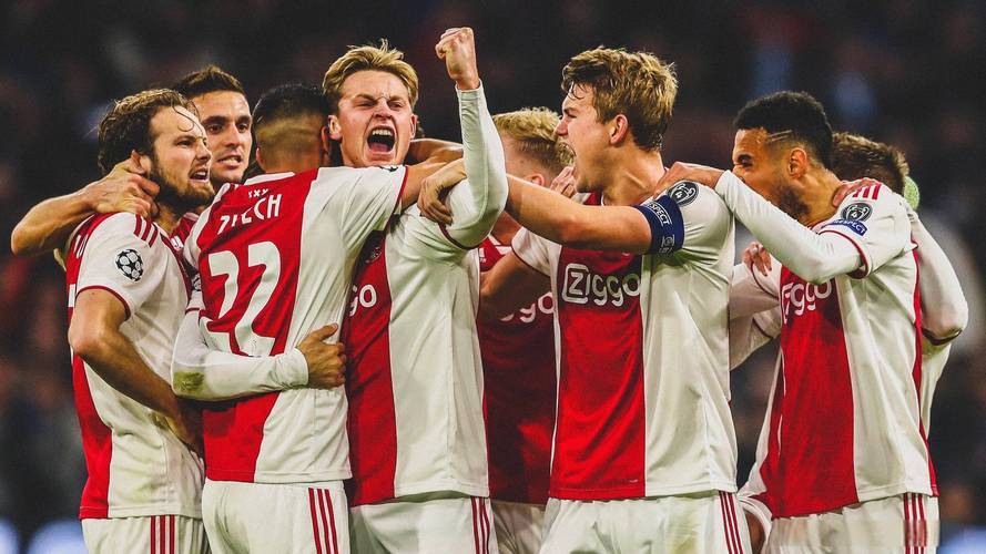 关于转折点！阿贾克斯防线松动；NBA总决赛赛前攻防权衡；质疑声仍在；医务组通报恢复的信息-爱游戏体育入口